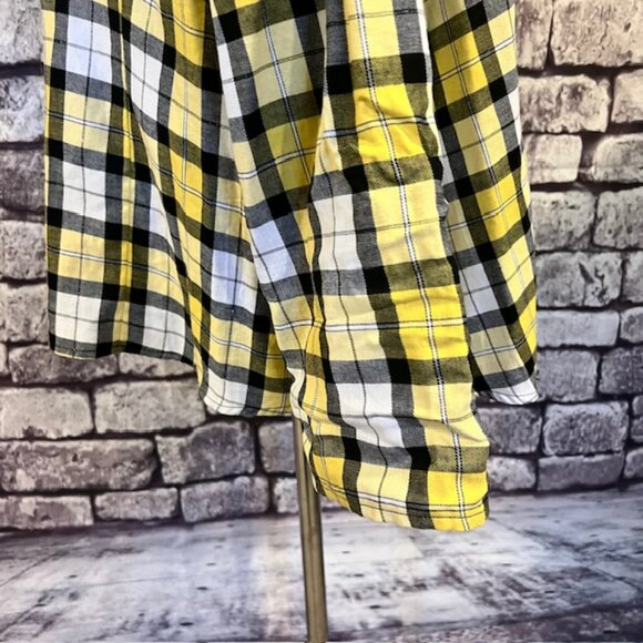 Cato NWT V-Neck Button Down Plaid Blouse Size 22/24 - Picture 9 of 10